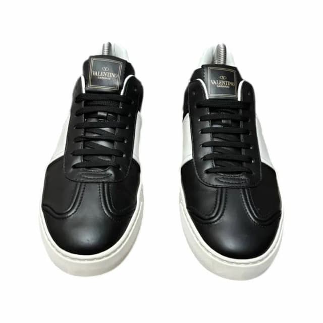 Valentino Flycrew Sneakers