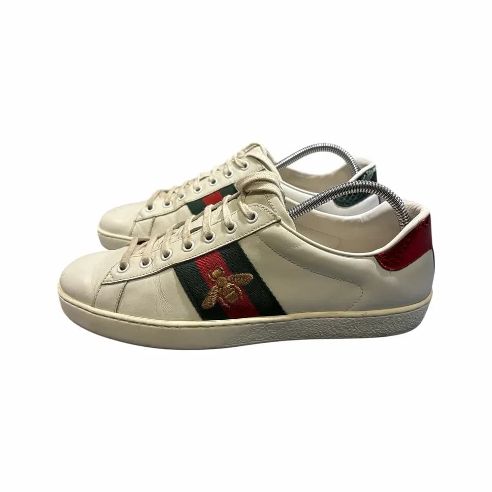 Gucci Ace Sneakers med broderade bin