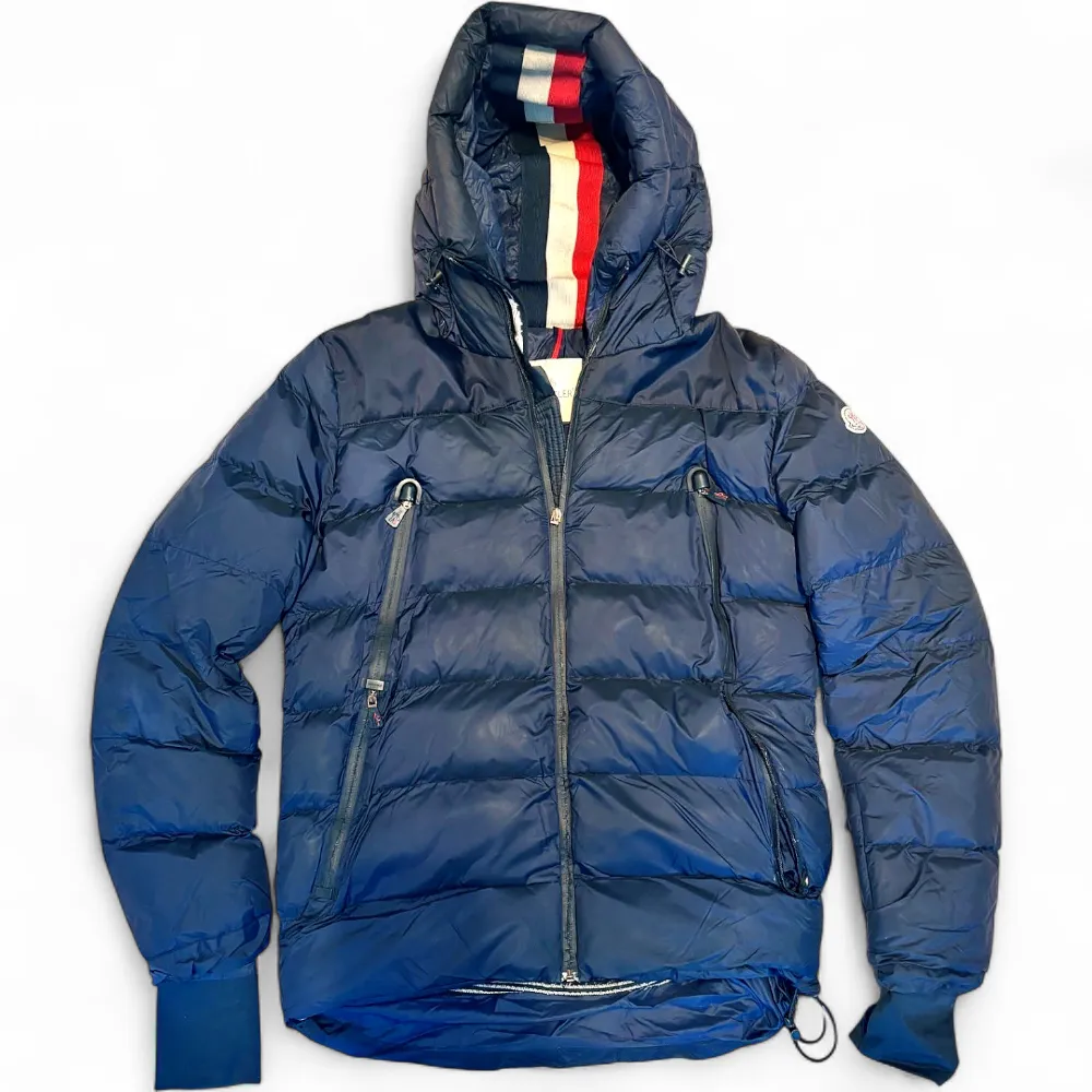 Moncler Dunjacka med huva