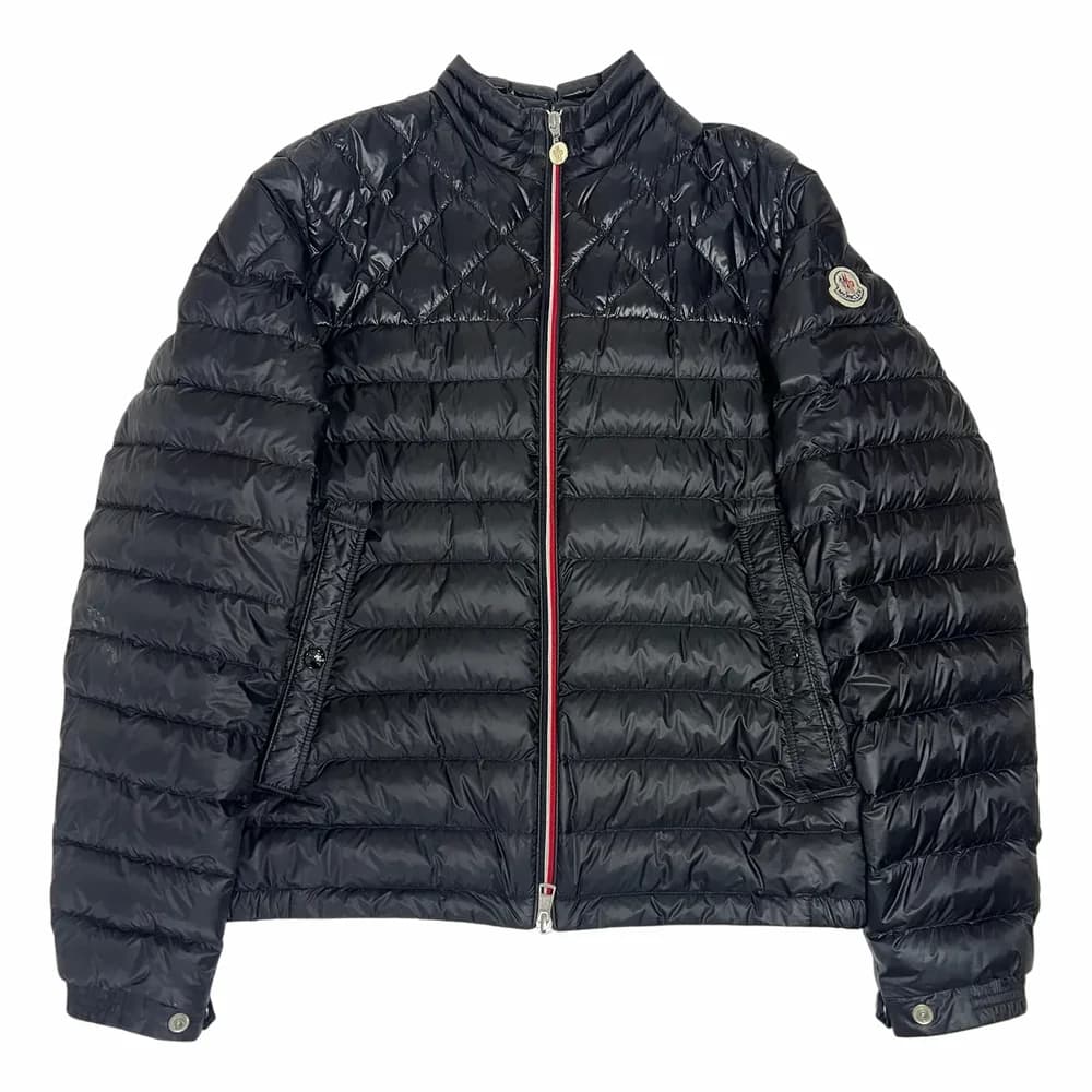 MONCLER Benamou Short Down Jacket