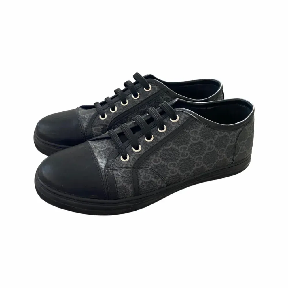 Gucci GG Canvas Low-top Sneakers