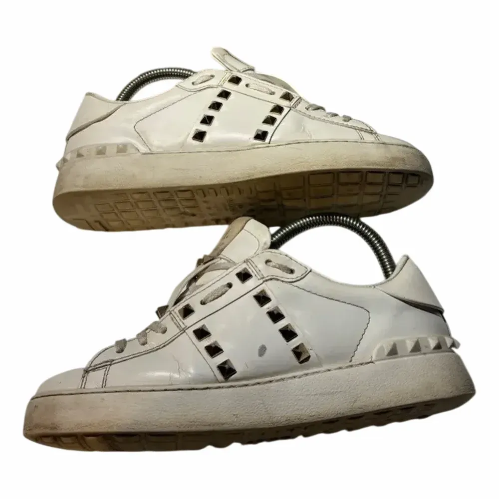 VALENTINO Rockstud Untitled Sneakers