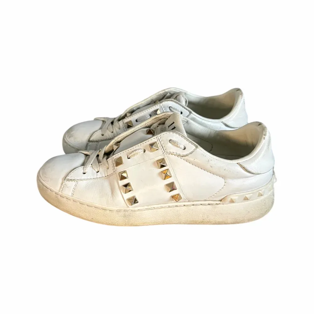 Valentino Rockstud Untitled Sneakers