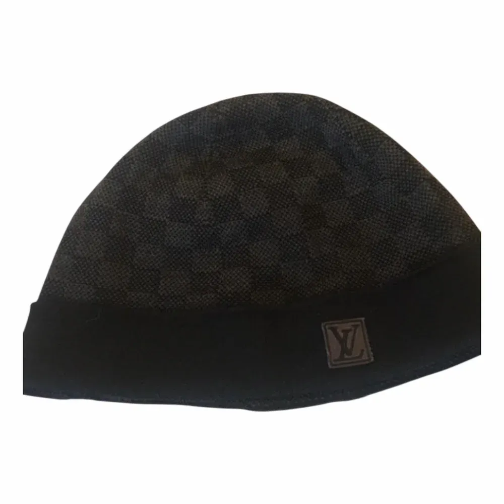 Louis Vuitton Petit Damier Beanie