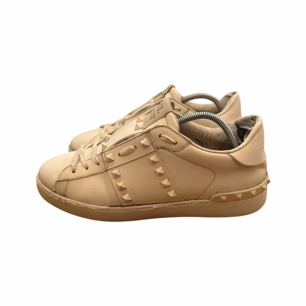 Valentino Rockstud Low Trainers