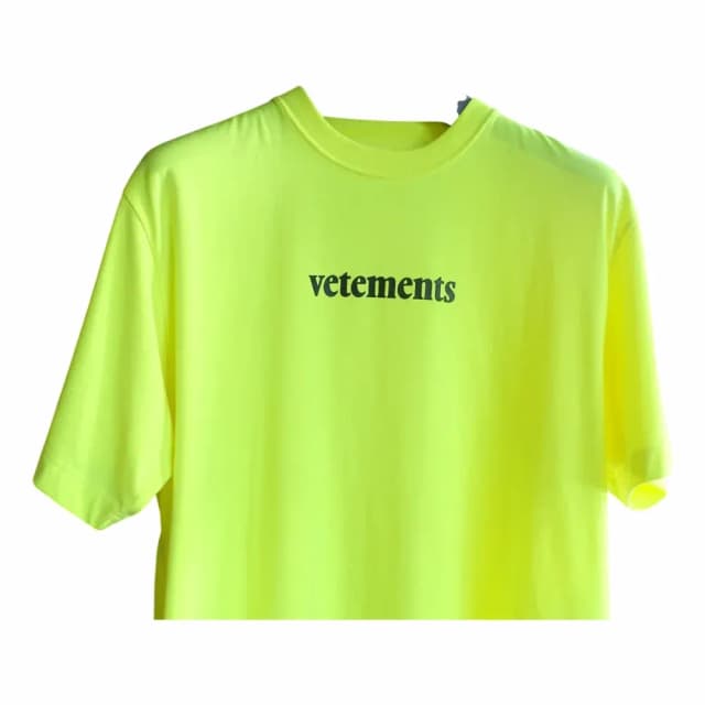 Vetements SS 2020 Neon Yellow Shipping Label Graphic T-Shirt