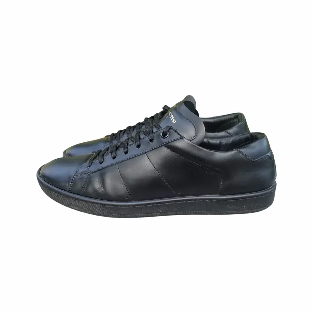 Saint Laurent Court Classic SL/01