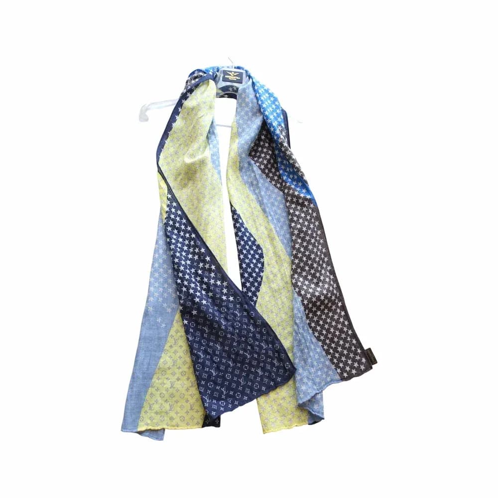 Louis Vuitton Monogram Stars Stole