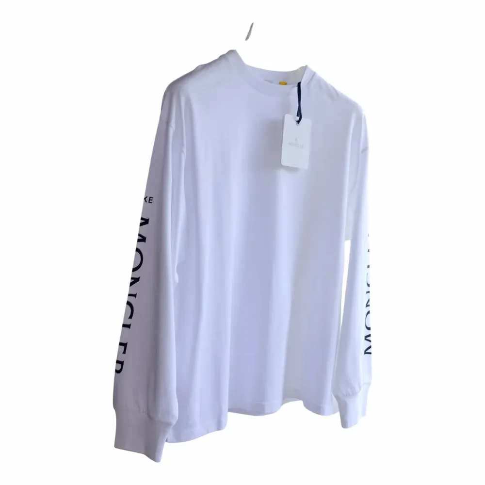 Moncler 4 Moncler Hyke Long Sleeve Logo T-Shirt