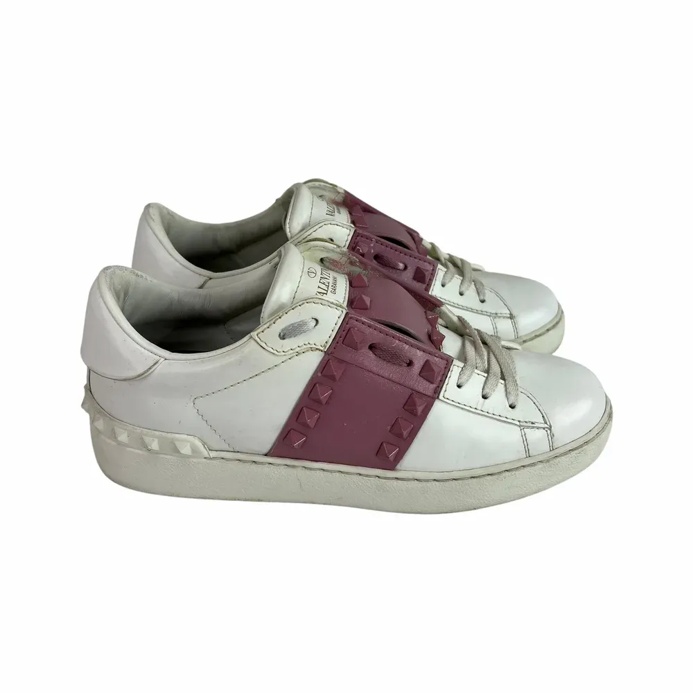 Valentino Rockstud Untitled Sneakers