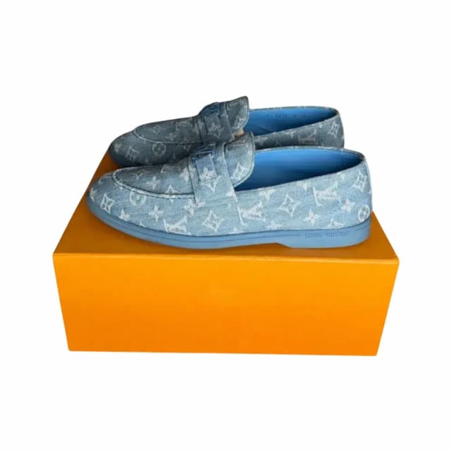 LOUIS VUITTON Estate Loafer