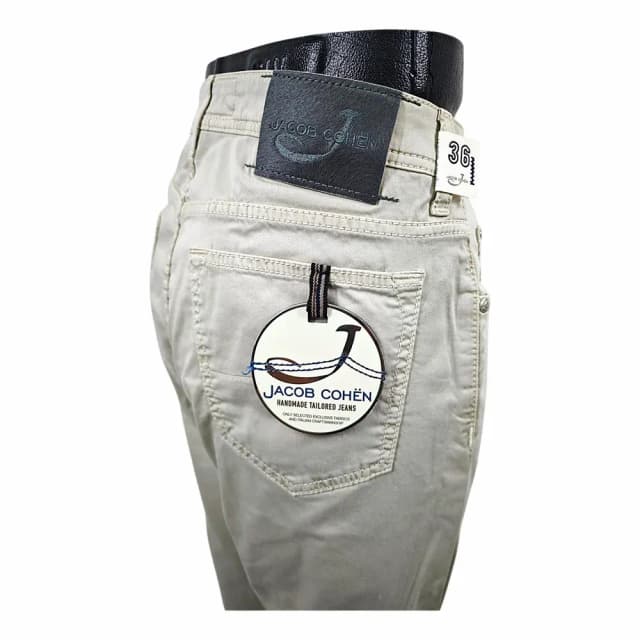 JACOB COHEN 688 Comfort