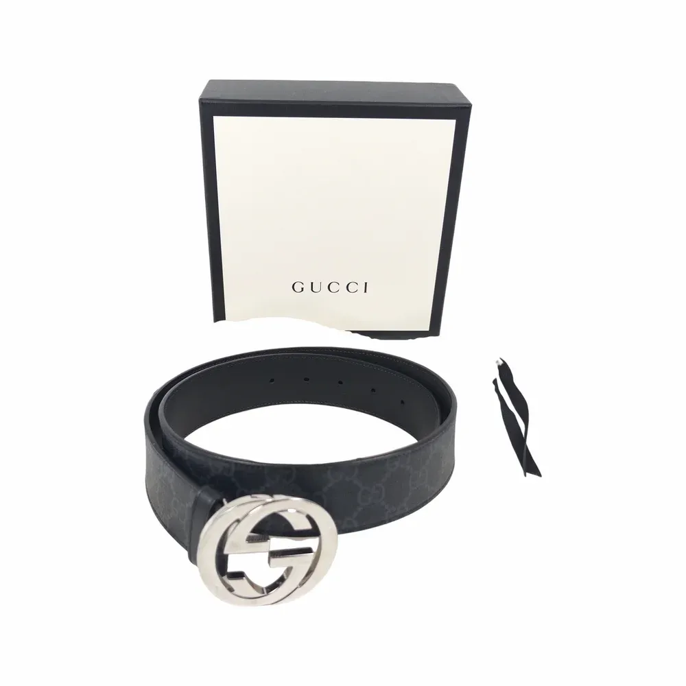 Gucci Signature Leather Belt with Interlocking G buckle