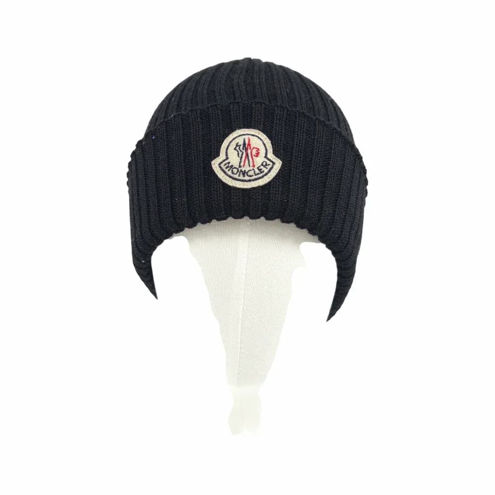 Moncler Ribbed Logo Beanie