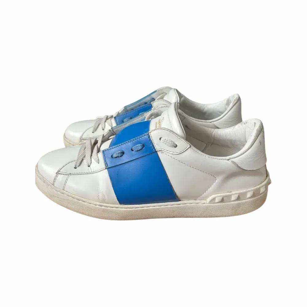VALENTINO Open Sneakers