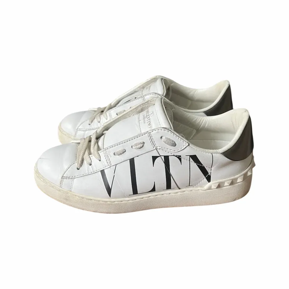 Valentino Open VLTN Sneakers