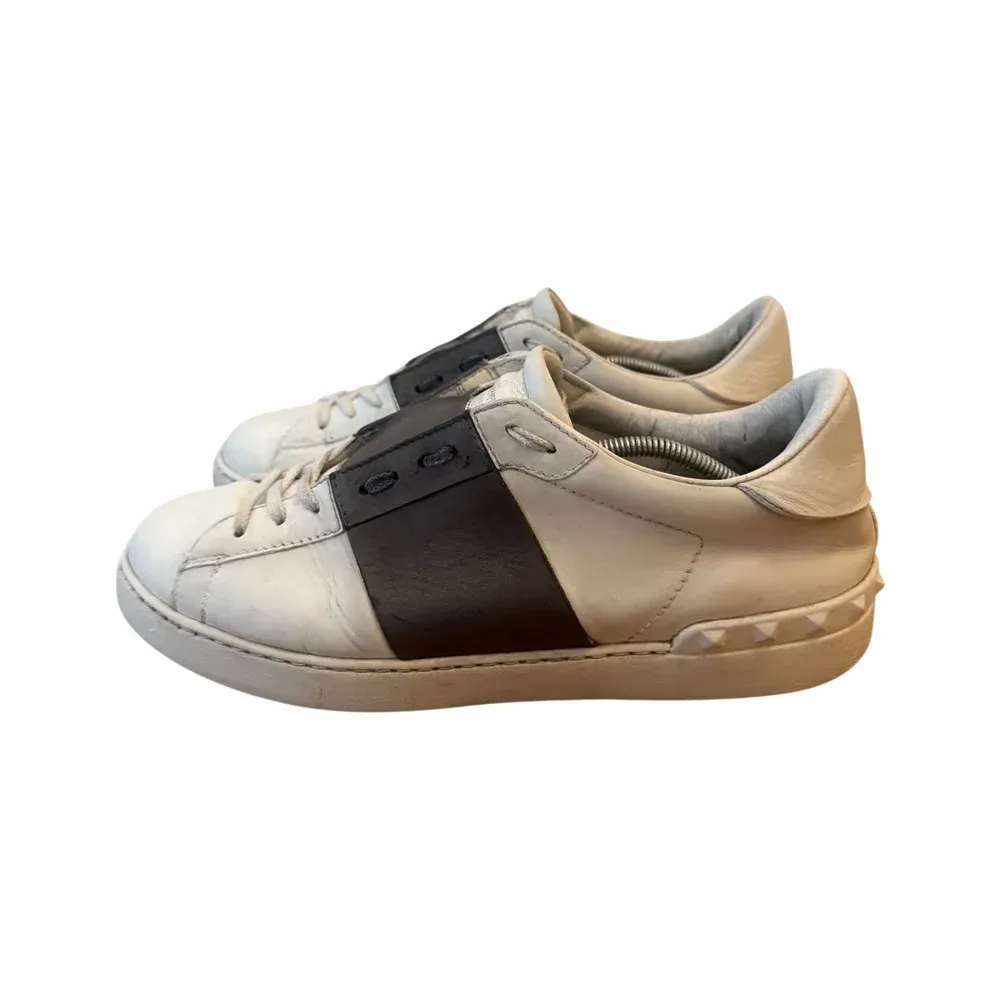 VALENTINO Open Sneakers