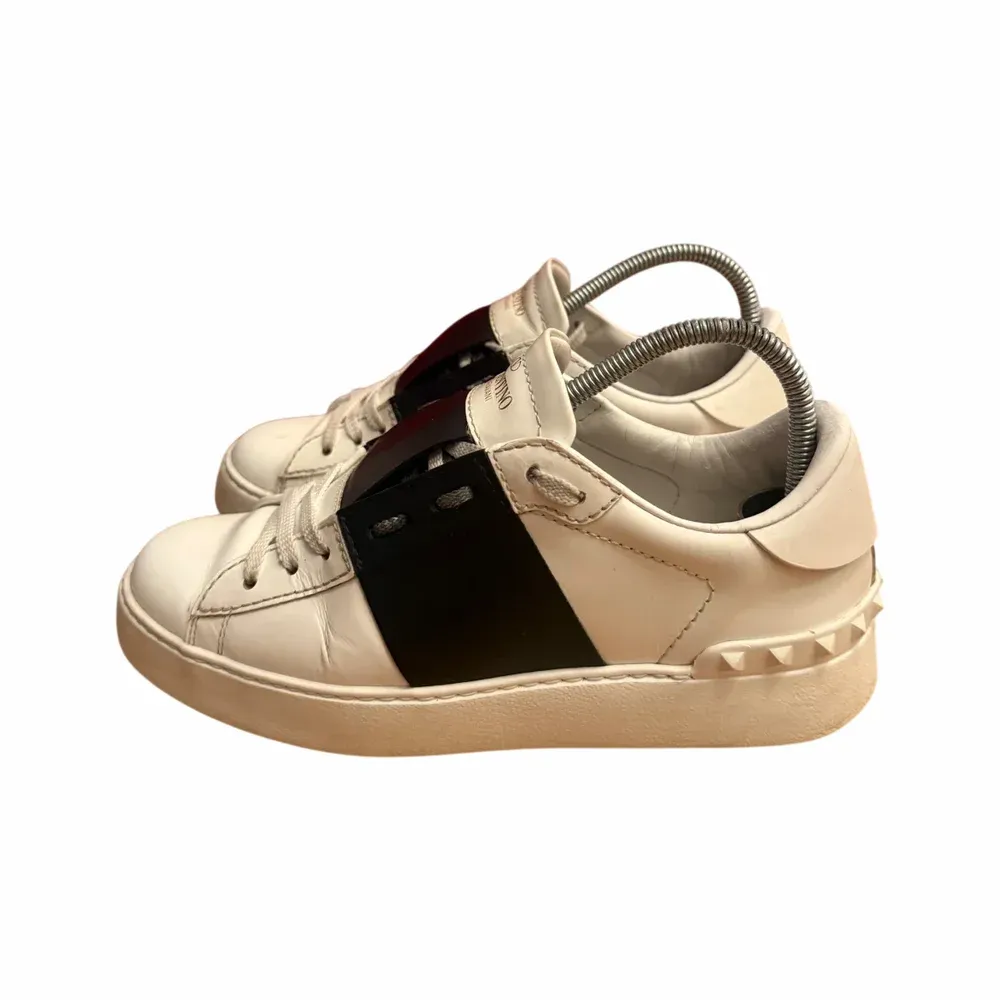VALENTINO Open Sneaker