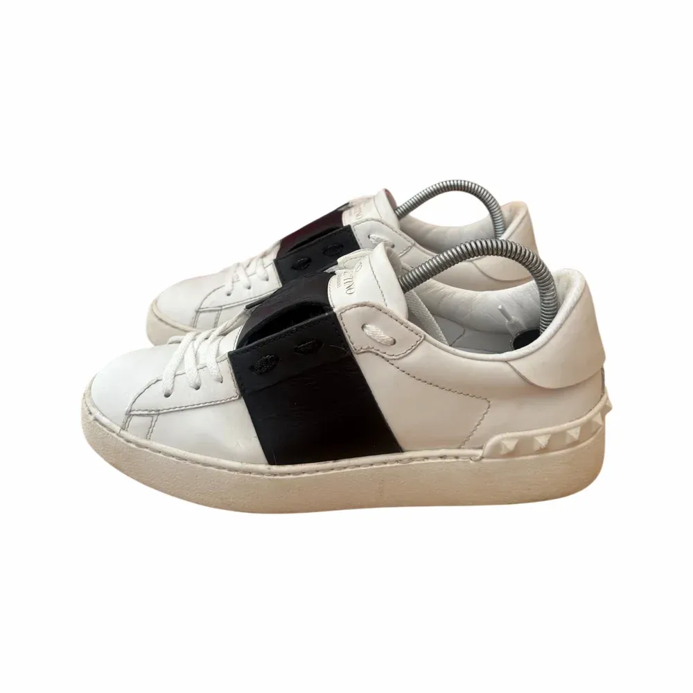 VALENTINO Open Sneaker