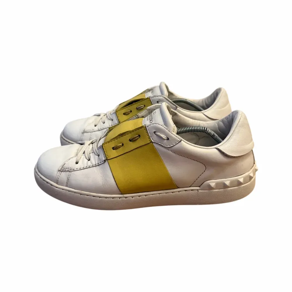 VALENTINO Open Rockstud Sneakers