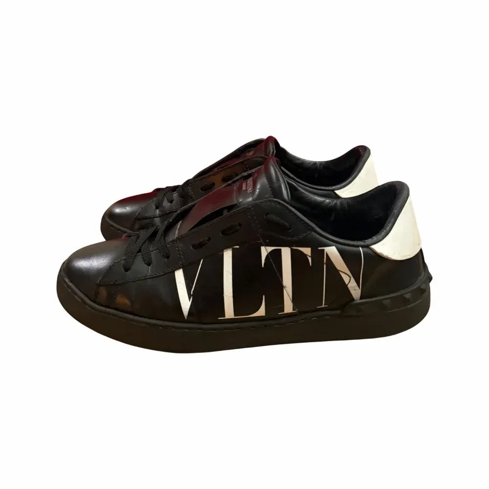 VALENTINO Open VLTN Sneakers