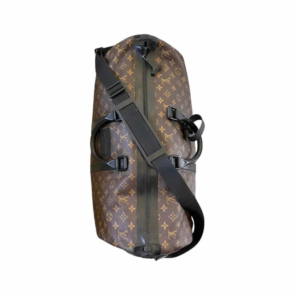 Louis Vuitton Keepall Bandoulière 55 Waterproof