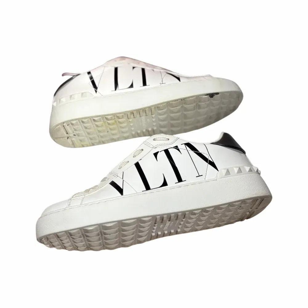 VALENTINO Open Sneaker