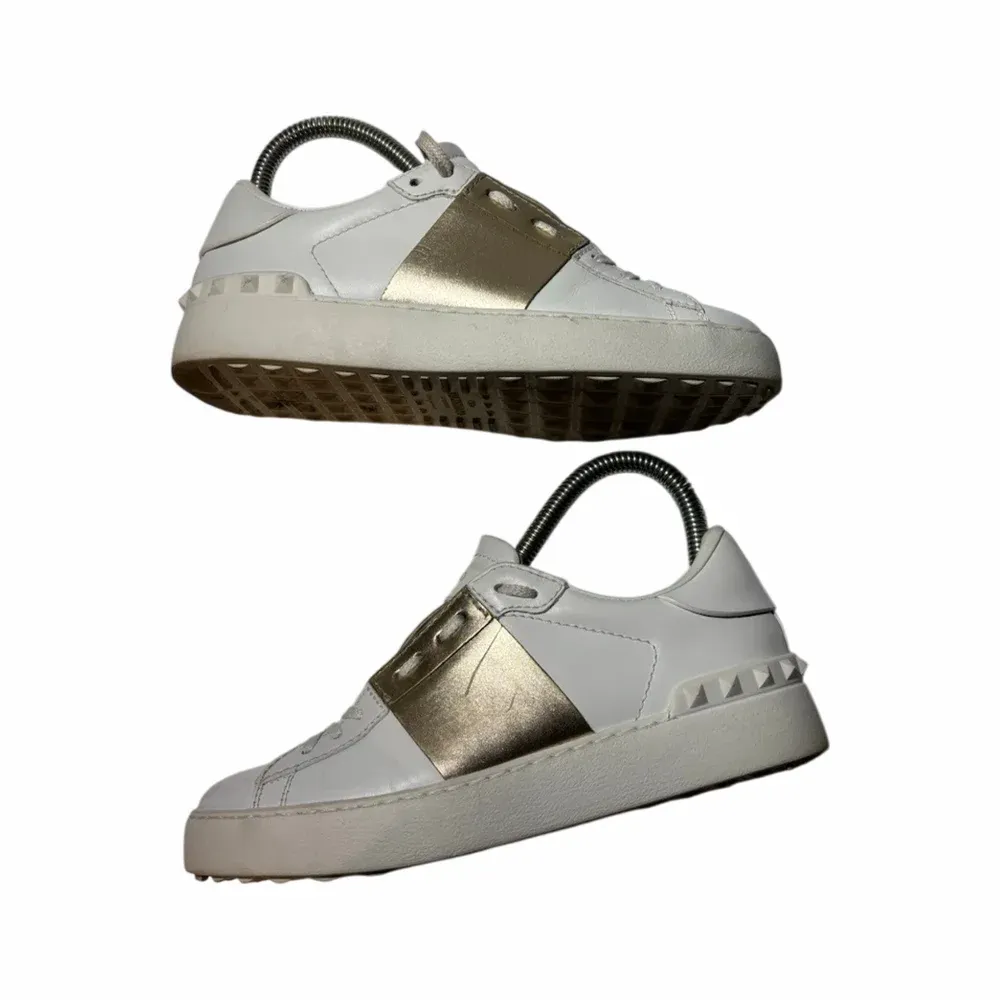 VALENTINO Open Rockstud Sneakers
