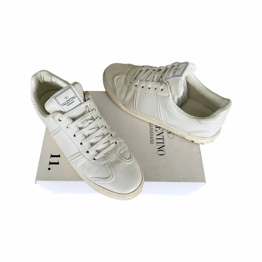 Valentino Flycrew Sneakers