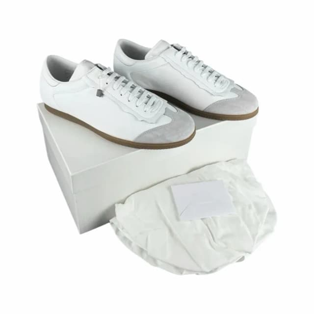 Maison Margiela Feather Light