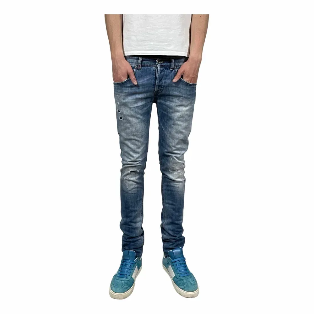 DONDUP Jeans med slitningar och tvättad finish
