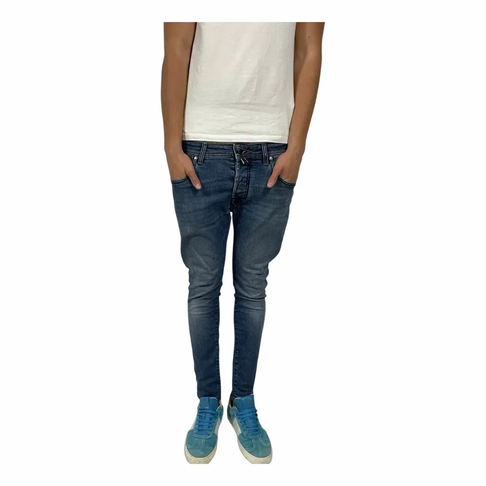 JACOB COHEN Style 688