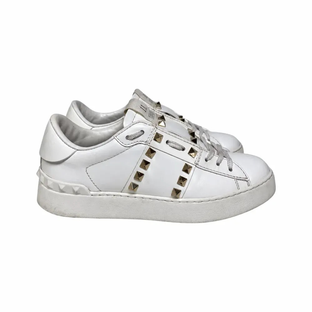 Valentino Rockstud Untitled Sneakers