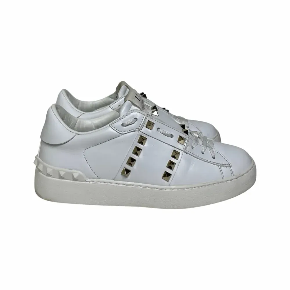 Valentino Rockstud Untitled Sneaker