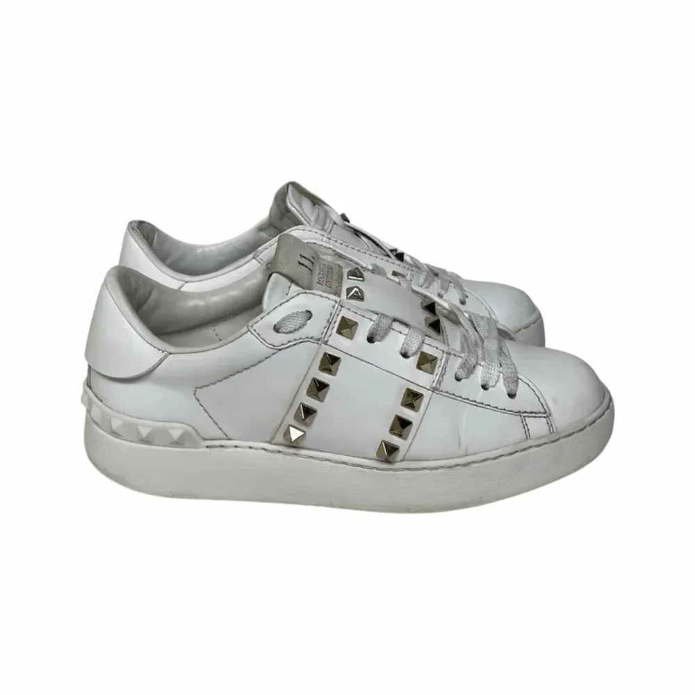 Valentino Rockstud Untitled Sneakers