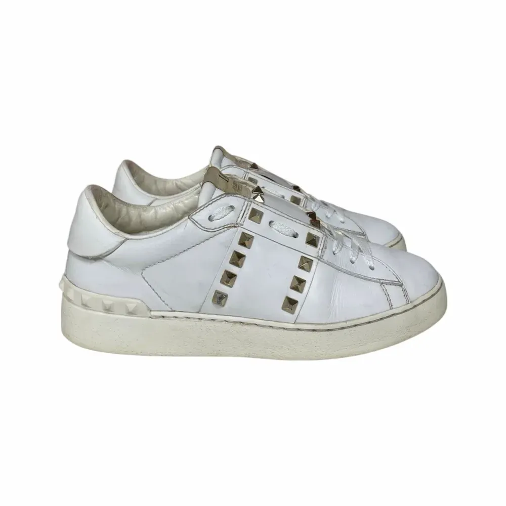 Valentino Rockstud Untitled Sneaker