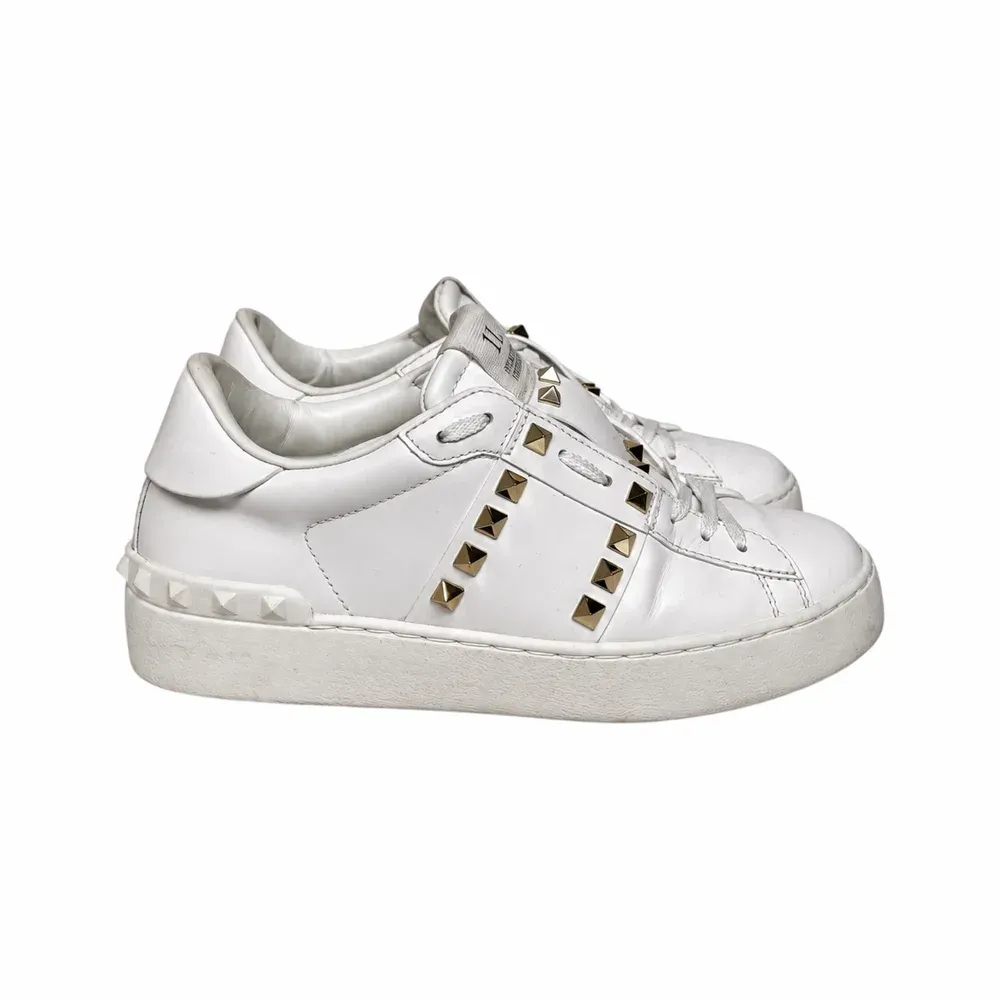 Valentino Rockstud Untitled Sneaker