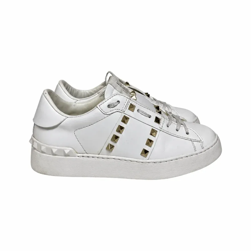 Valentino Rockstud Untitled Sneakers