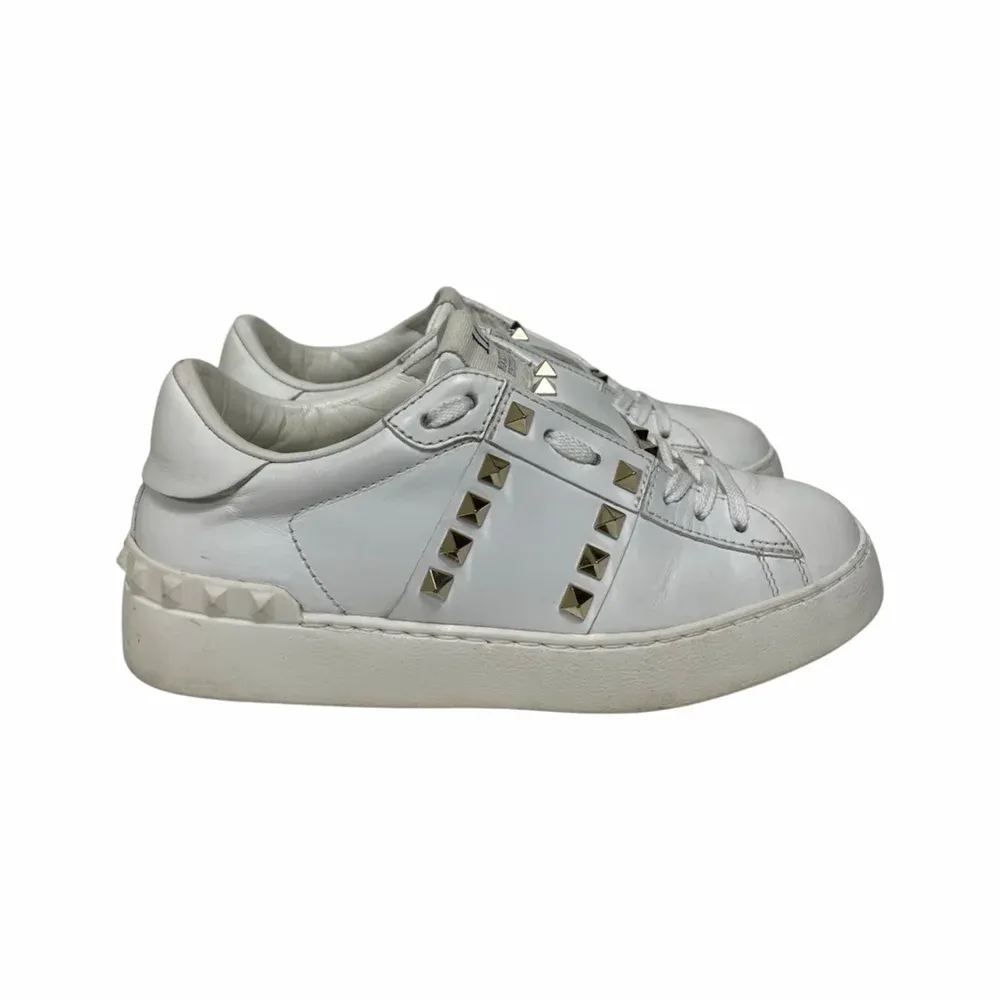 Valentino Rockstud Untitled Sneakers