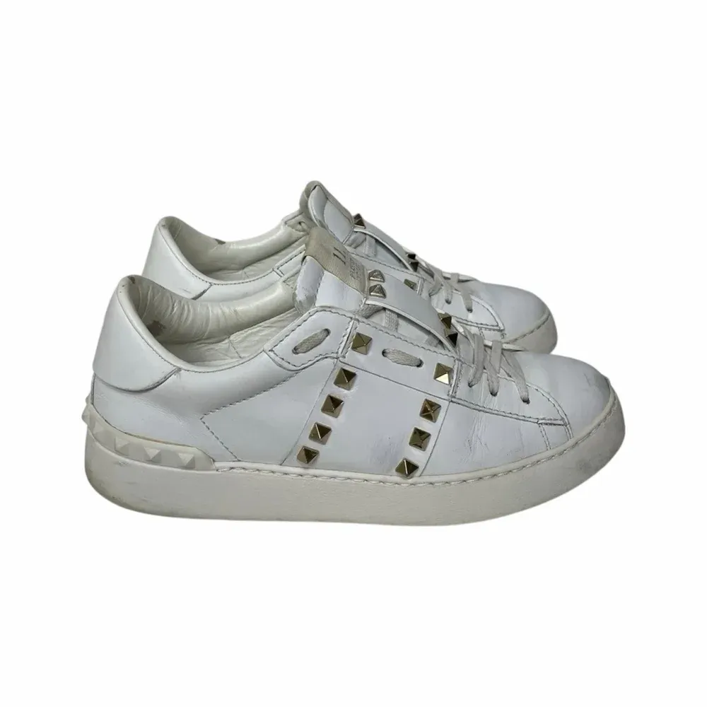 Valentino Rockstud Untitled Sneaker