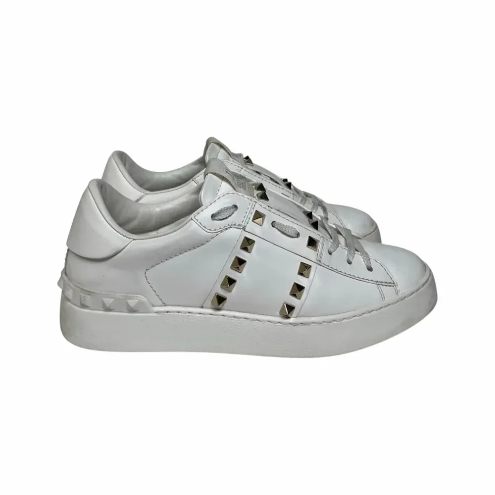 Valentino Rockstud Untitled Sneakers