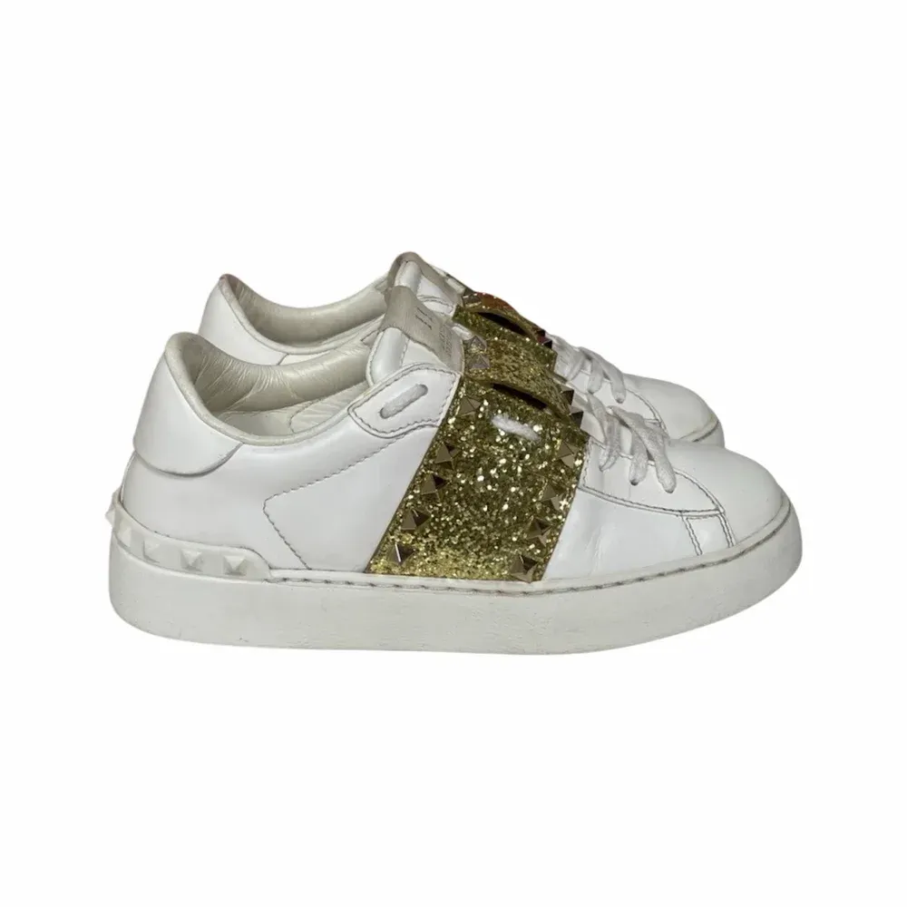 Valentino Rockstud Untitled