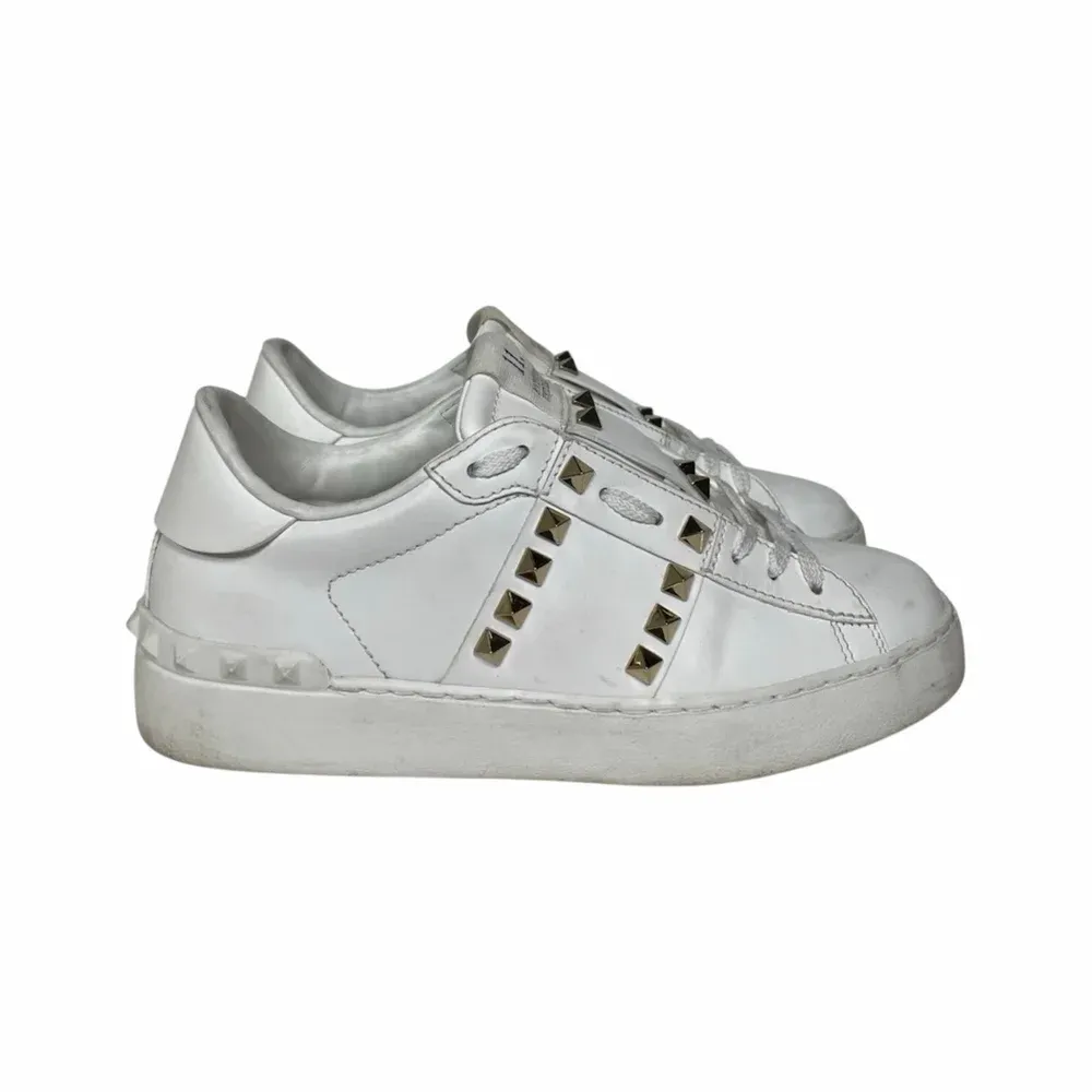 Valentino Rockstud Untitled Sneaker