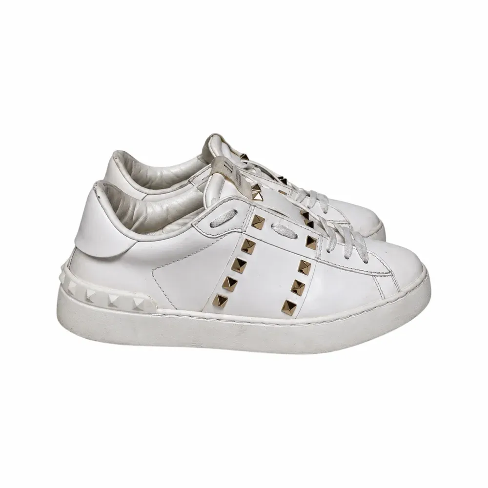 Valentino Rockstud Untitled Sneakers