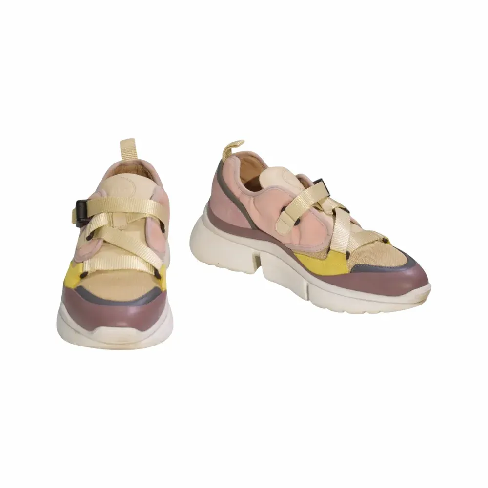 Chloé Sonnie Low-Top Sneakers