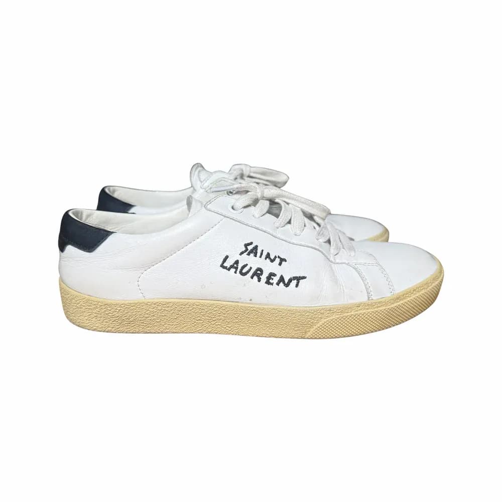 Saint Laurent Court Classic SL/06