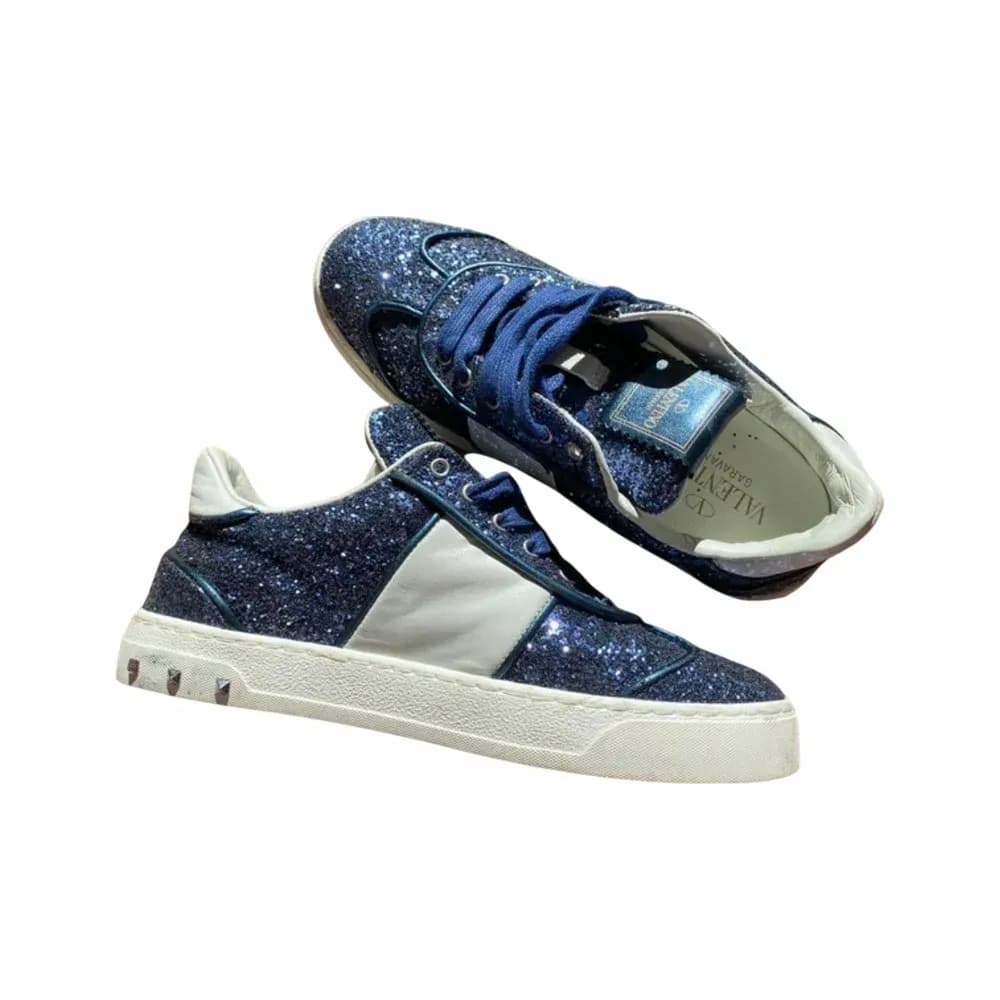 Valentino Flycrew Rockstud Sneakers