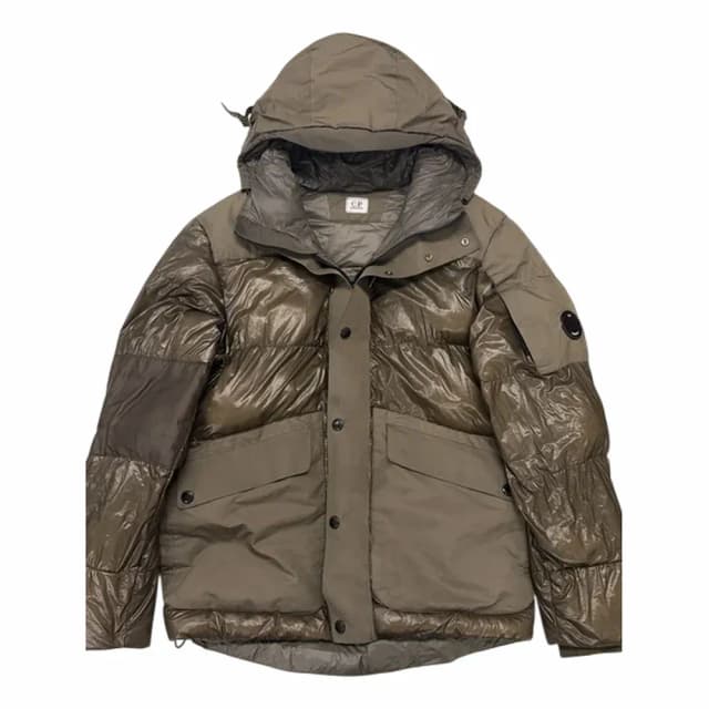C.P. Company DD Shell Hooded Down Puffer Jacket (07CMOW207A)