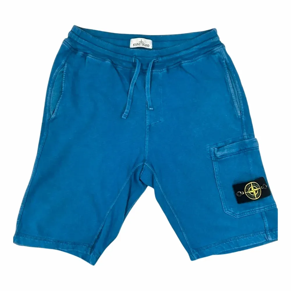 Stone Island 64620 Cargo Bermuda Sweat Shorts