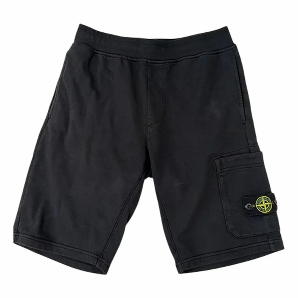 Stone Island 64651 Cotton Fleece Garment Dyed Shorts